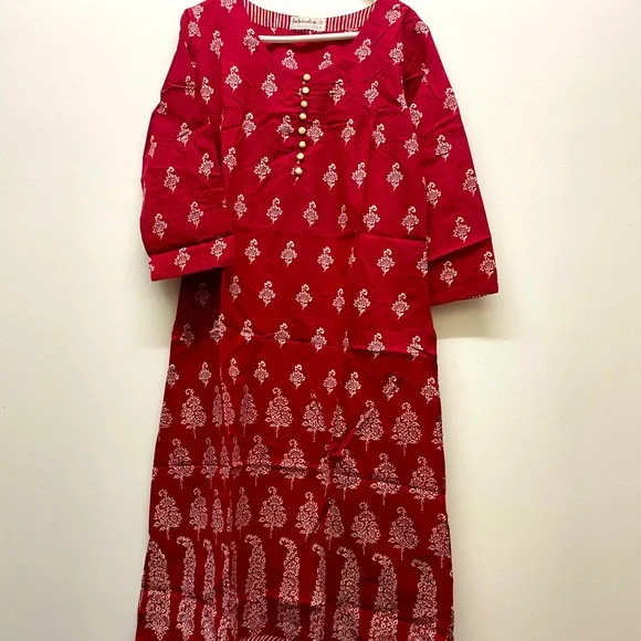 Fabindia Red a cotton kurta in size M. - Picture 1 of 1